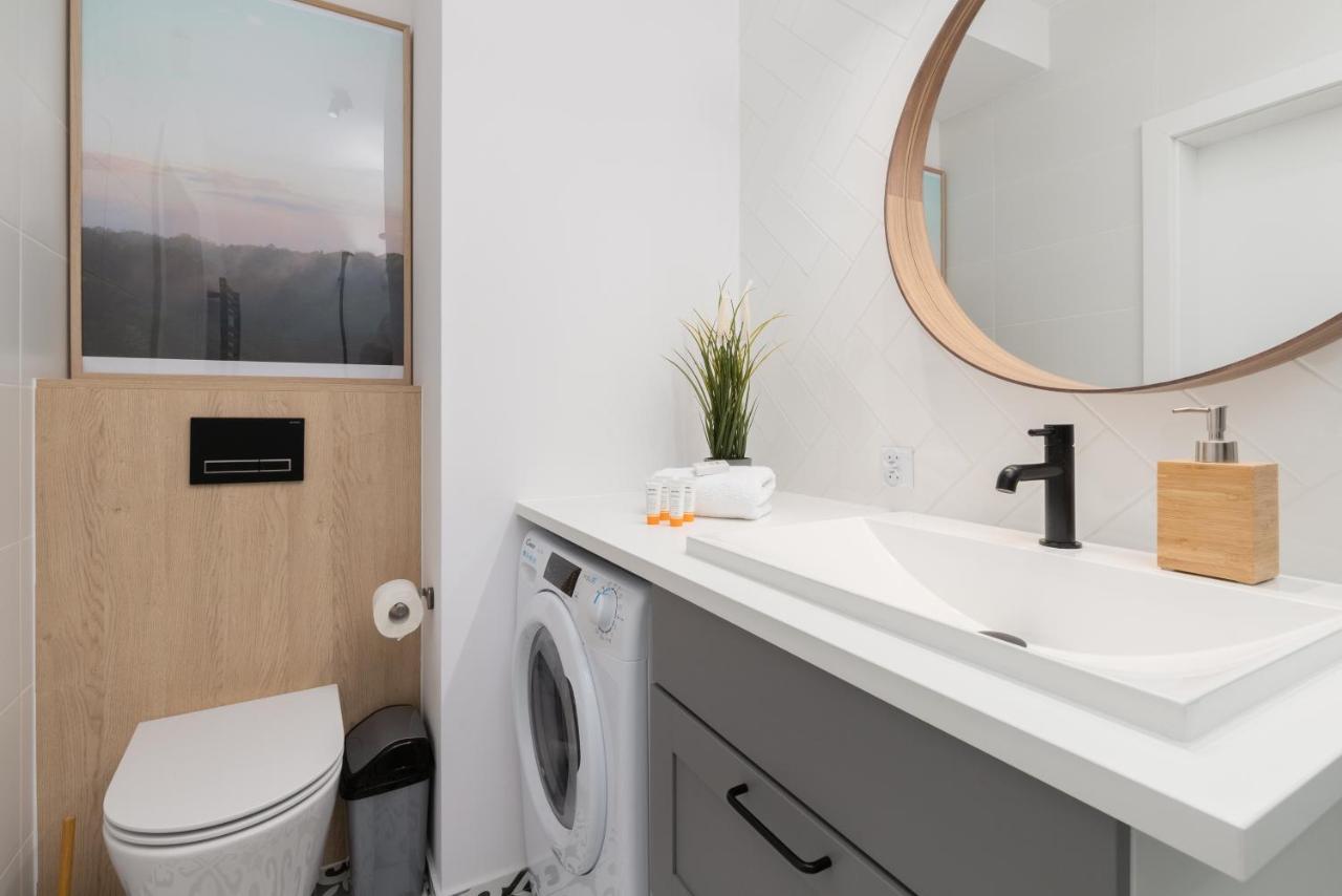 Baltic Nomad Studio Bastion Walowa Old Town By Noclegi Renters Gdansk Bagian luar foto